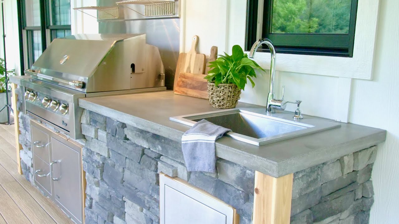 A Budget-Friendly Grill and Kitchen Island Combo