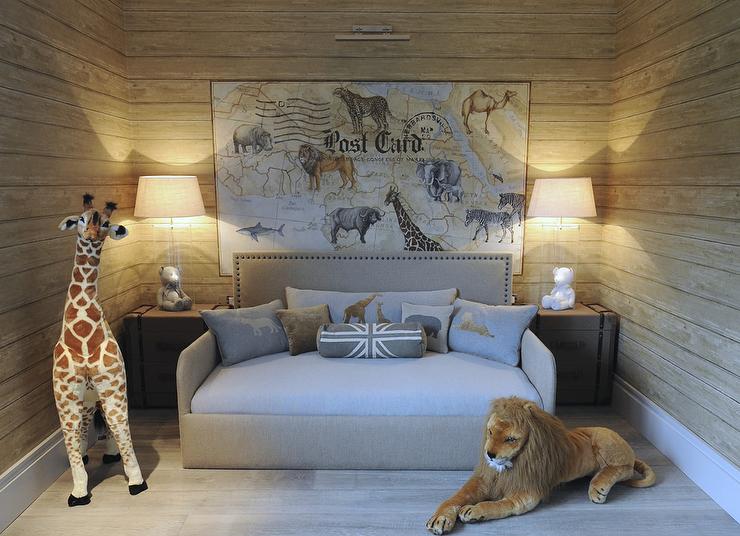 A Safari-Inspired African Bedroom