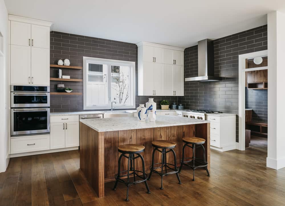 Kitchen Chimney 1